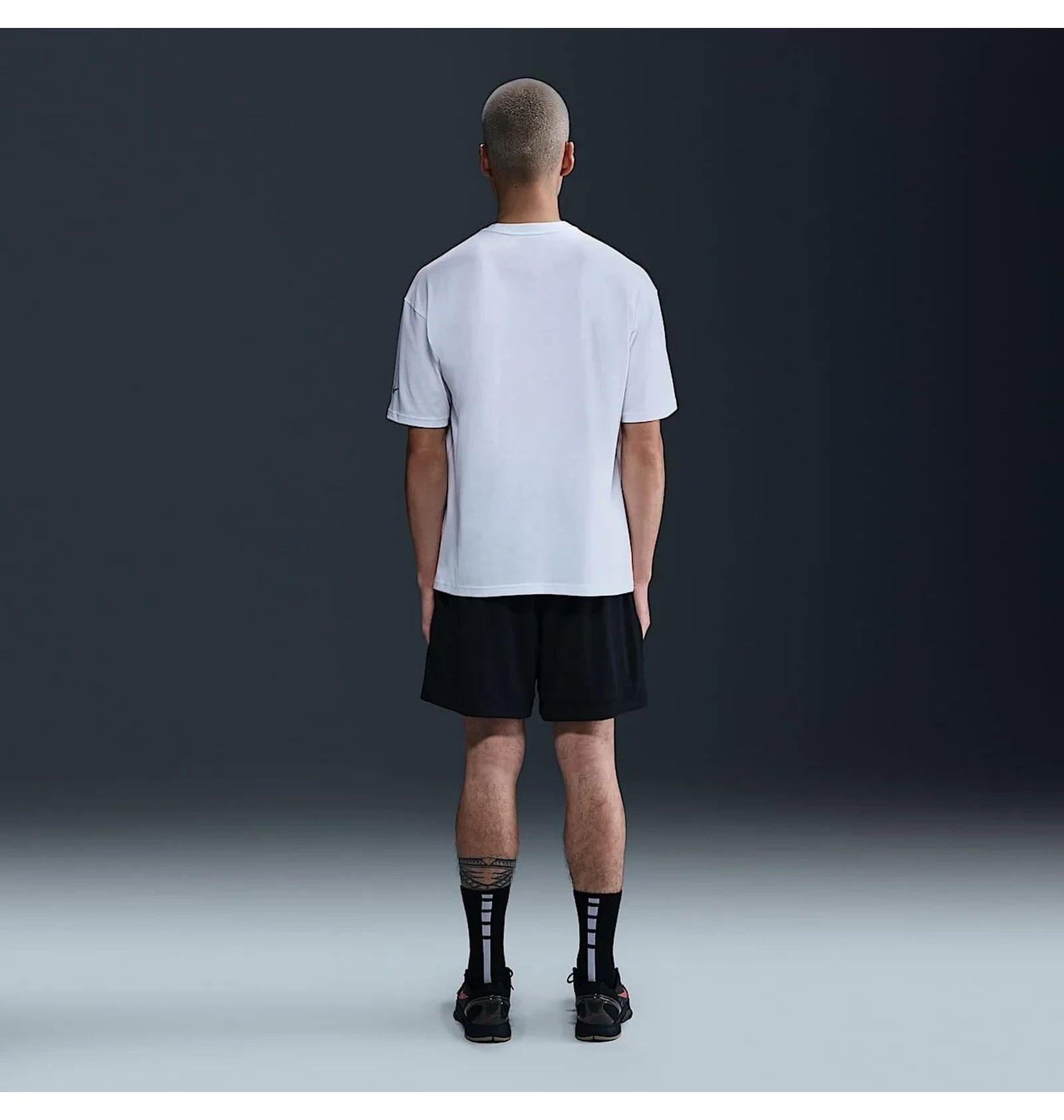 Мужская футболка NIKE KB U NK TEE BETTERMENTAL HJ3318-100 HJ3318-100 L фото