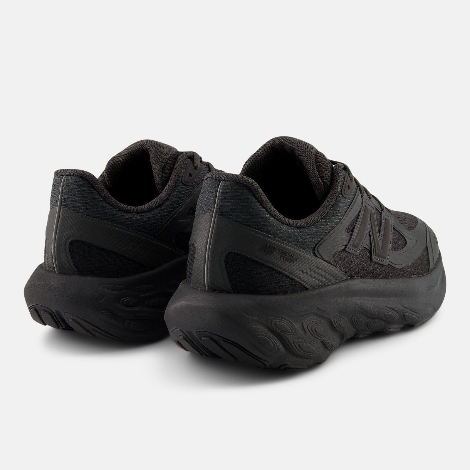 Кроссовки мужские New Balance Fresh Foam Trainer UTRNWD UTRNWD 40 фото