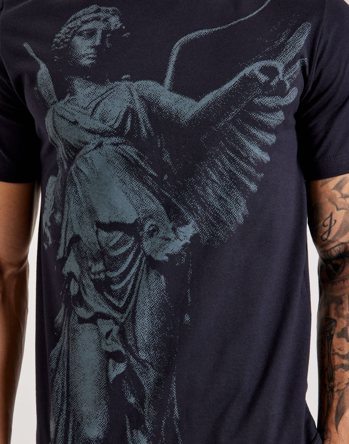 Футболка чоловіча Nike Sportswear Enshrined Graphic T-Shirt IF3364-010 IF3364-010 XS фото