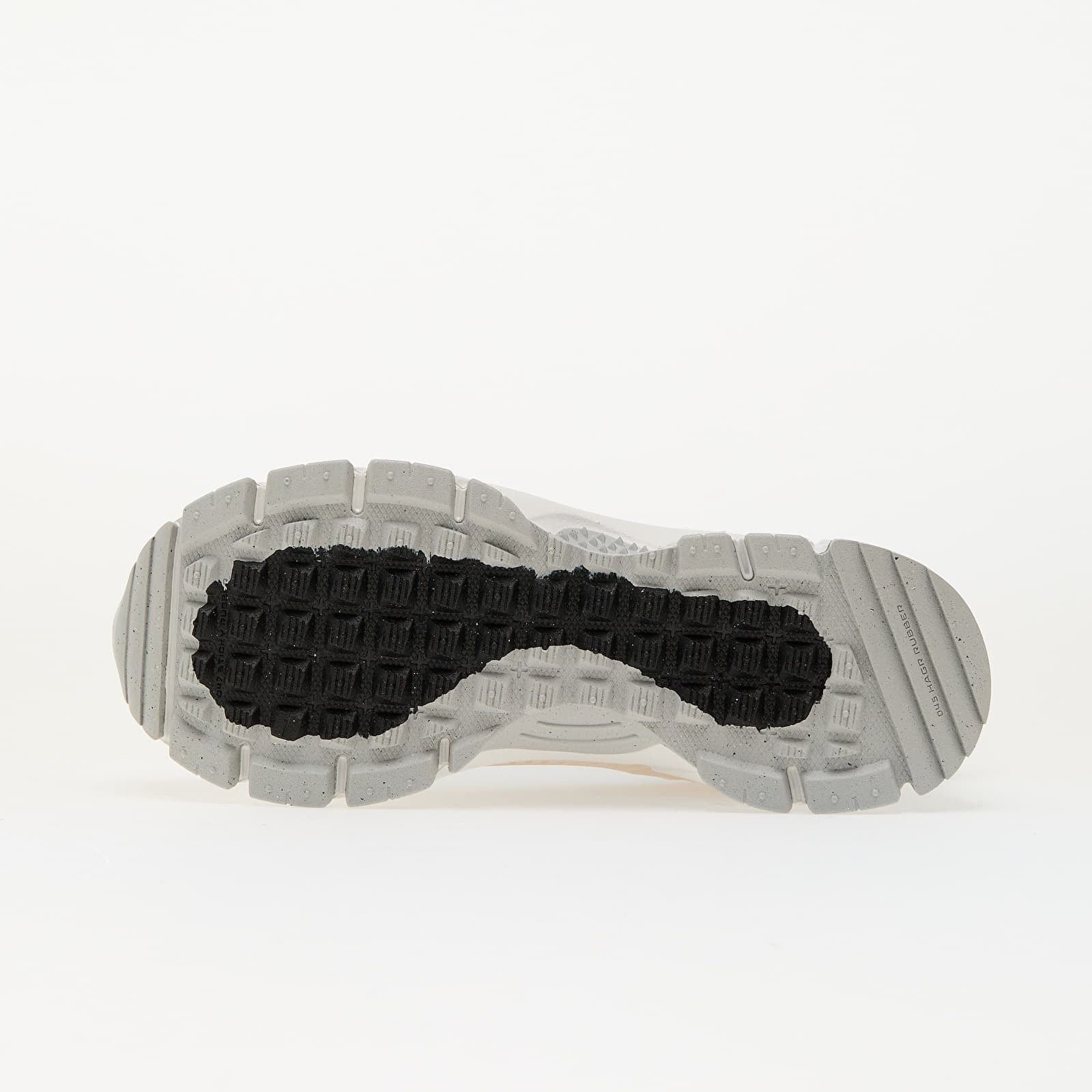 Кроссовки женские NIKE ZOOM VOMERO ROAM HJ4646-100 HJ4646-100 40 фото