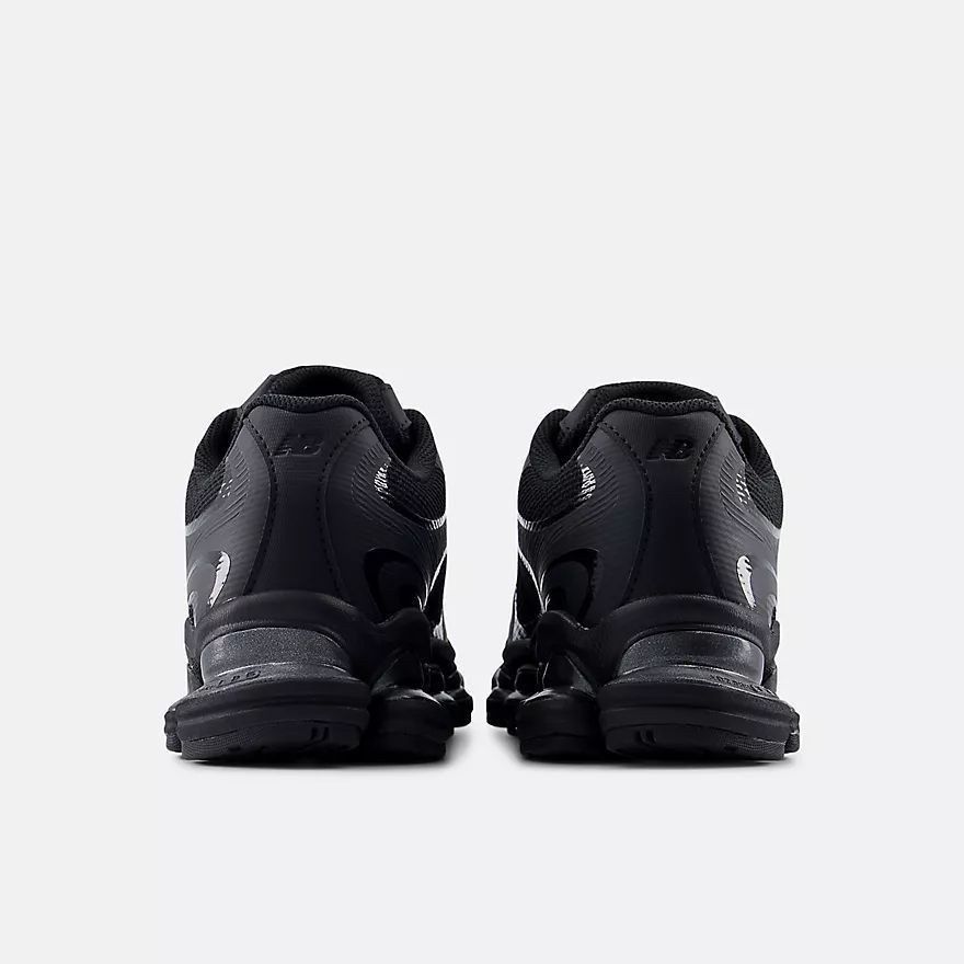 Кроссовки мужские New Balance 2000 Abzorb "Black" U2000ETB U2000ETB 40 фото