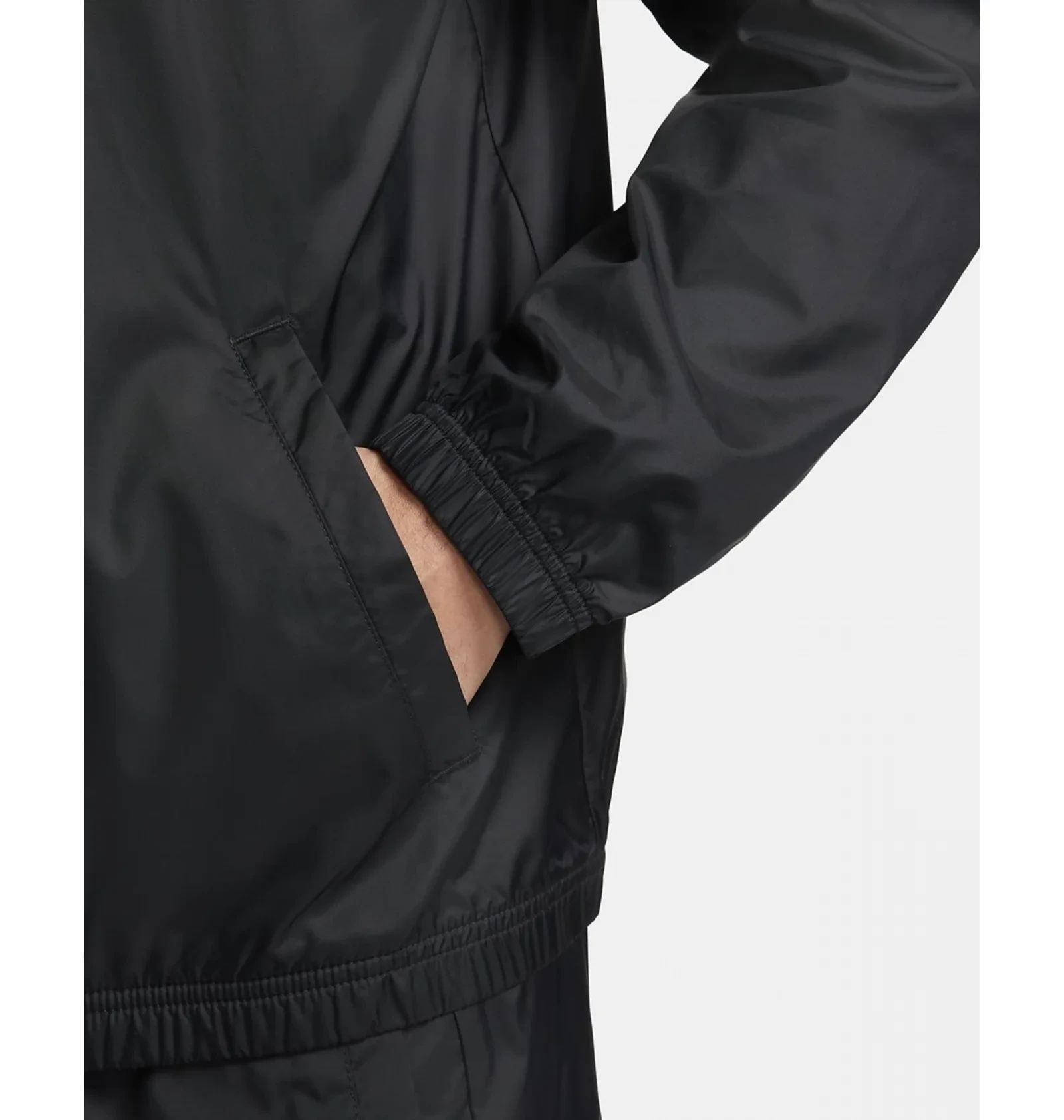 Спортивний костюм чоловічий чорний NIKE CLUB LND WVN TRK SUIT BLACK DR3337-010 DR3337-010 S фото