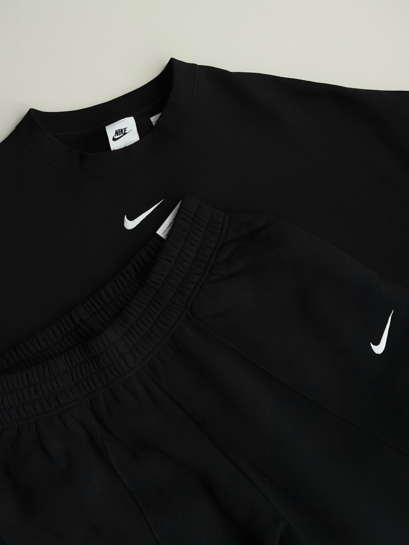 Женский спортивный костюм (черный) NIKE DJ7665-010/BV4089-010 DJ7665-010/BV4089-010 M фото