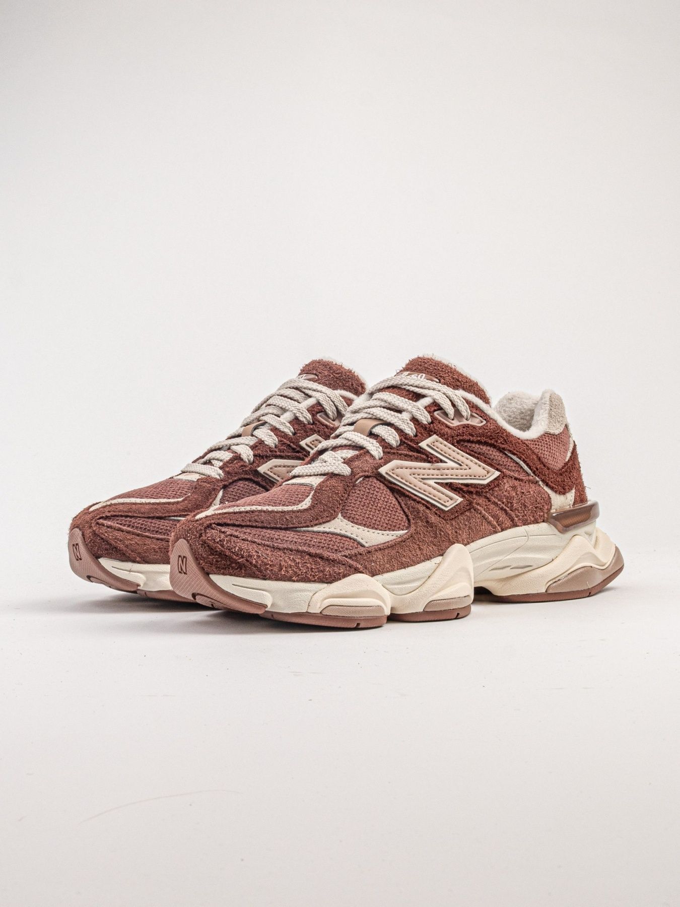 Кросівки жіночі New Balance 9060 Rich Oak U9060CCC U9060CCC 37 фото