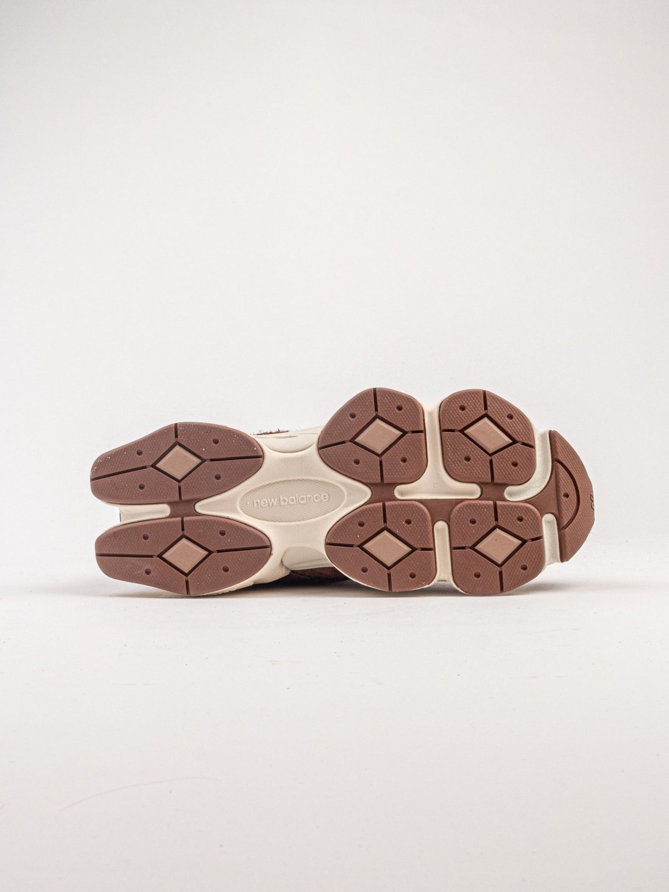 Кросівки жіночі New Balance 9060 Rich Oak U9060CCC U9060CCC 37 фото