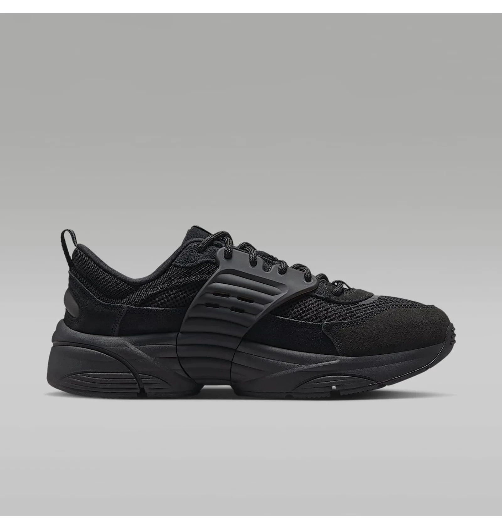 Кросівки чоловічі Air Jordan Trunner O/S Black IB3722-003 IB3722-003 40 фото