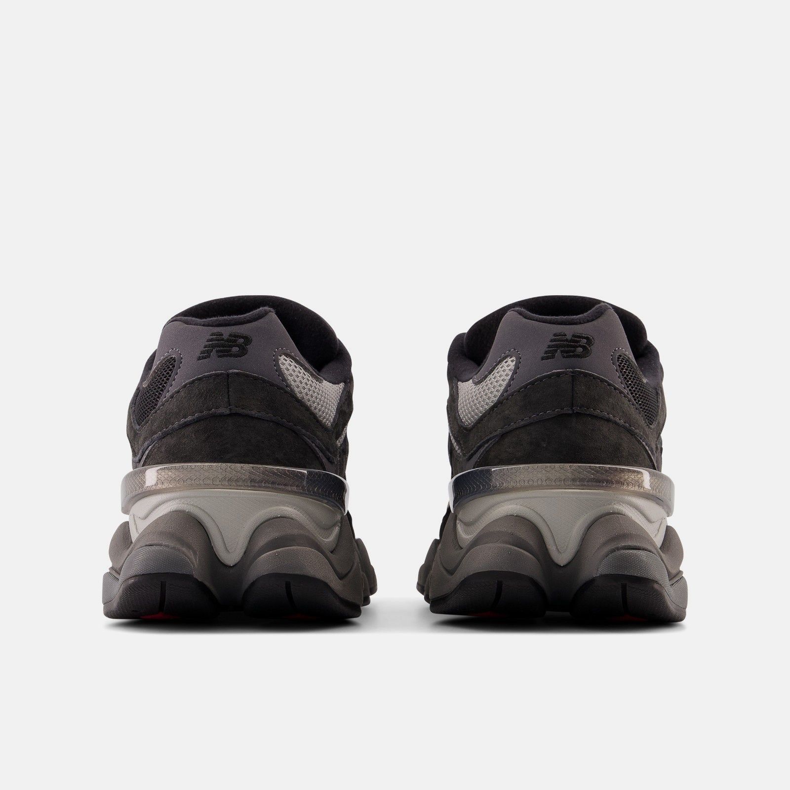 Кросівки чоловічі New Balance 9060 U9060BLK U9060BLK 40.5 фото