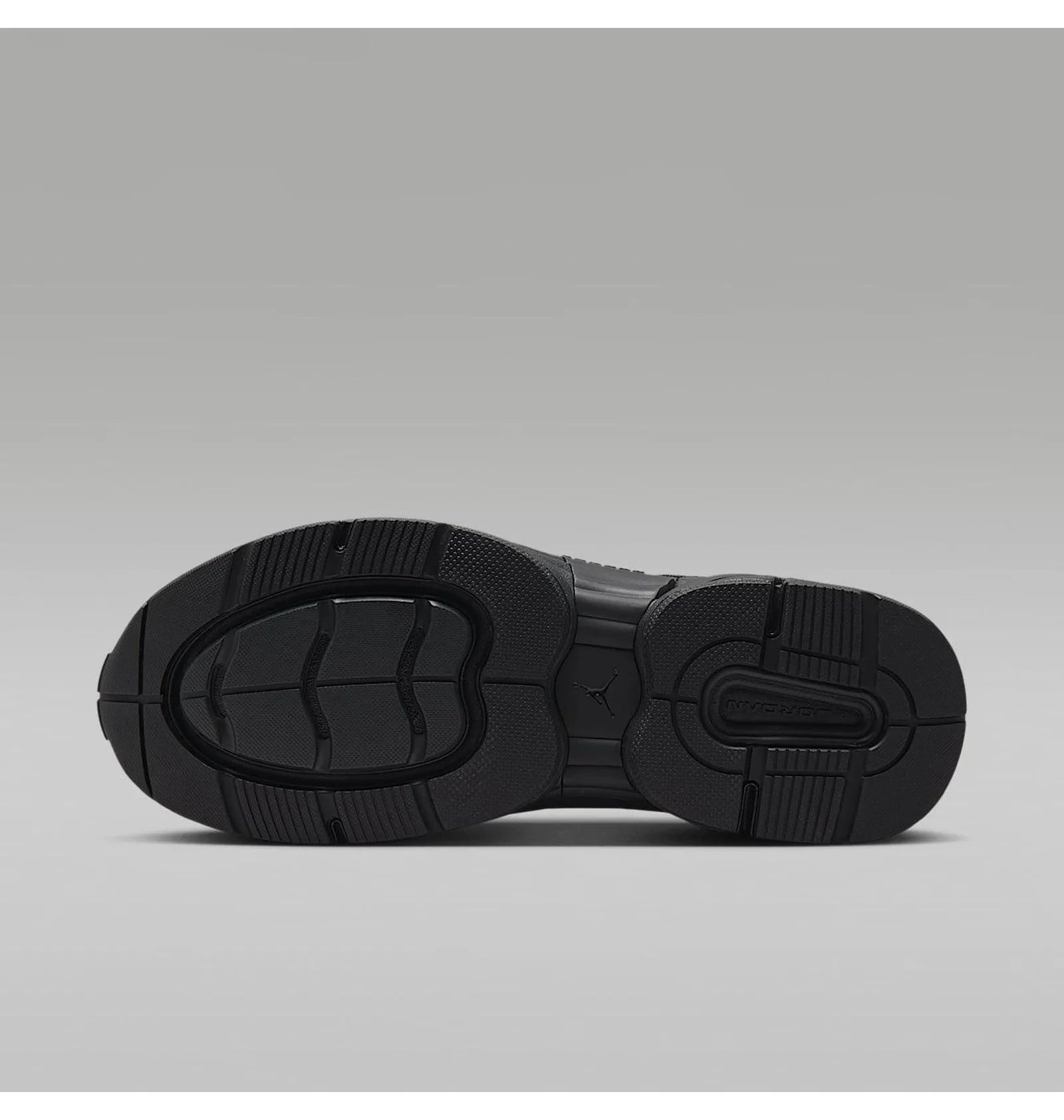 Кросівки чоловічі Air Jordan Trunner O/S Black IB3722-003 IB3722-003 42 фото